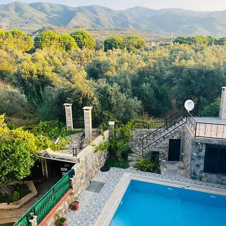 Nil S Place Guere,edremit Villa *